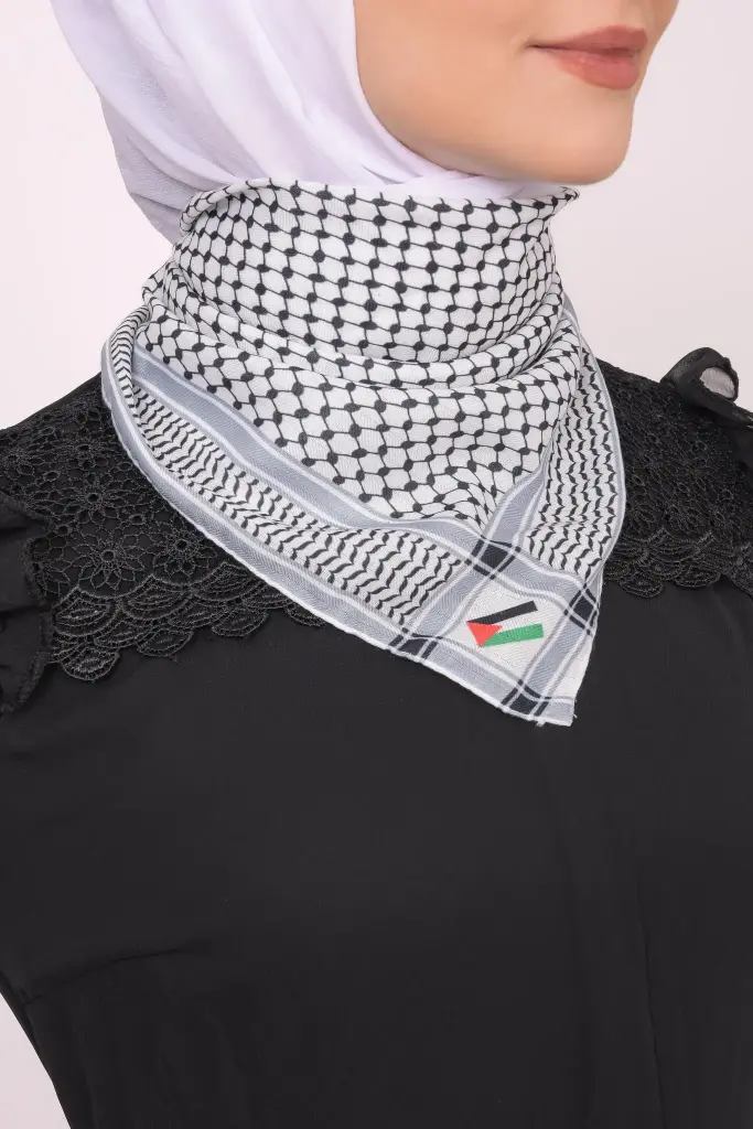 فولار الكوفية الفلسطينية مزين بالعلم